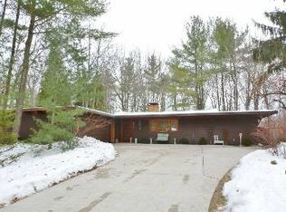 604 Crescent Dr, Midland, MI 48640