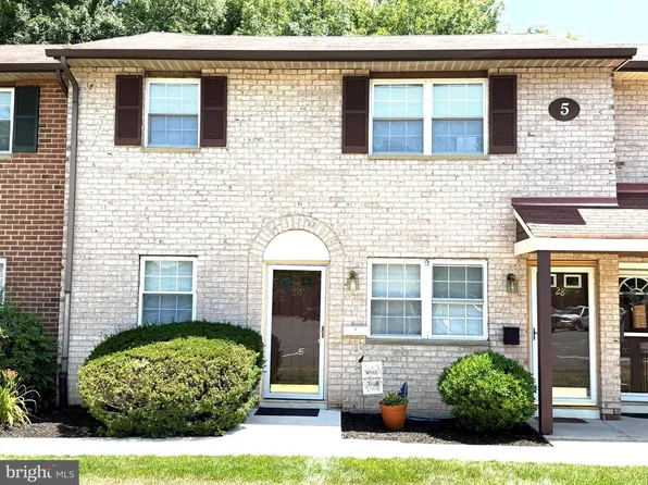 26 Forge Rd, Medford, NJ 08055