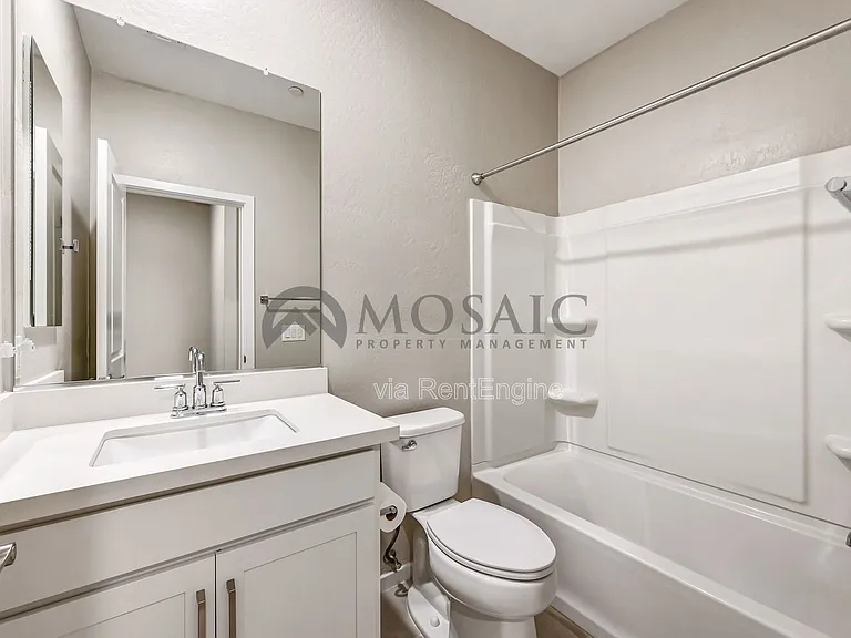 778 E Harper St #103 — Photo 25