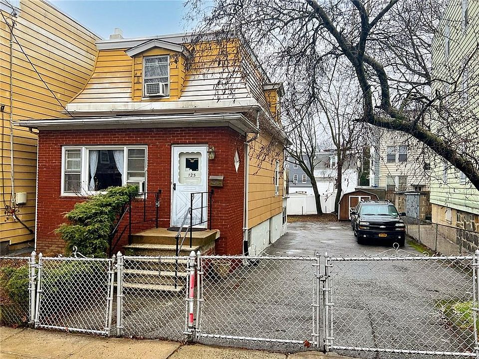 1st image of 125 Oliver Avenue