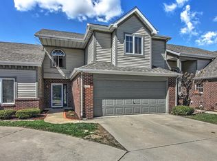 615 W 93rd Ct, Crown Point, IN 46307