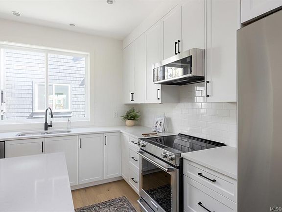 3rd image of 10145 5th St #7
