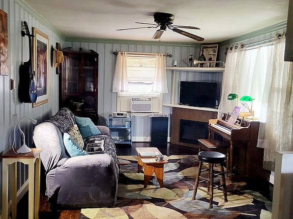 5th image of 1725 Greymar Dr