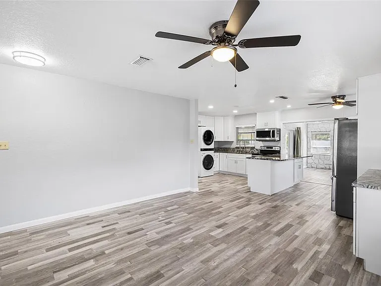 206 N Gunlock Ave — Photo 9