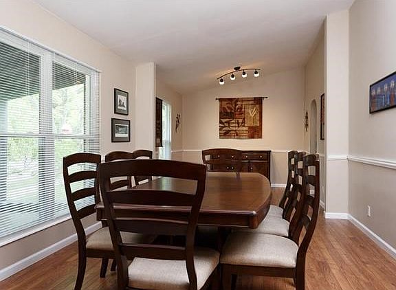 4th image of 4434 Vermilion Dr