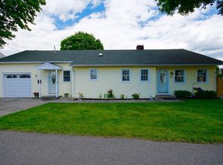 98 Collins St, Danvers, MA 01923