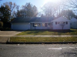 6511 Sherborn Rd, Parma Heights, OH 44130