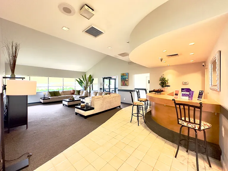 827 Sun Glow St — Photo 40