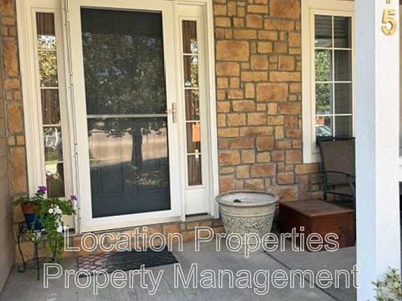 4th image of 3215 Nottingham Ct