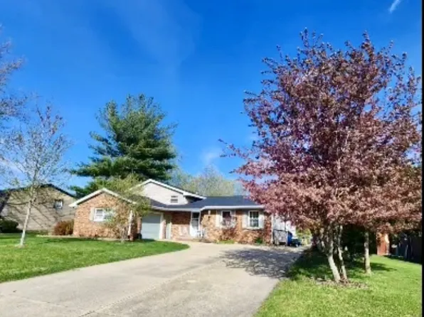 5 Cambridge Dr, Spring Valley, IL 61362