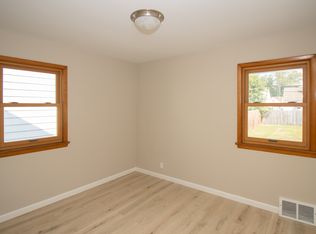 24791 Drakefield Ave, Euclid, OH 44123