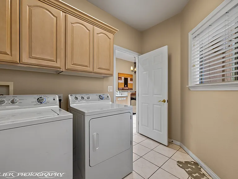 725 Ventana Cir #1 — Photo 8