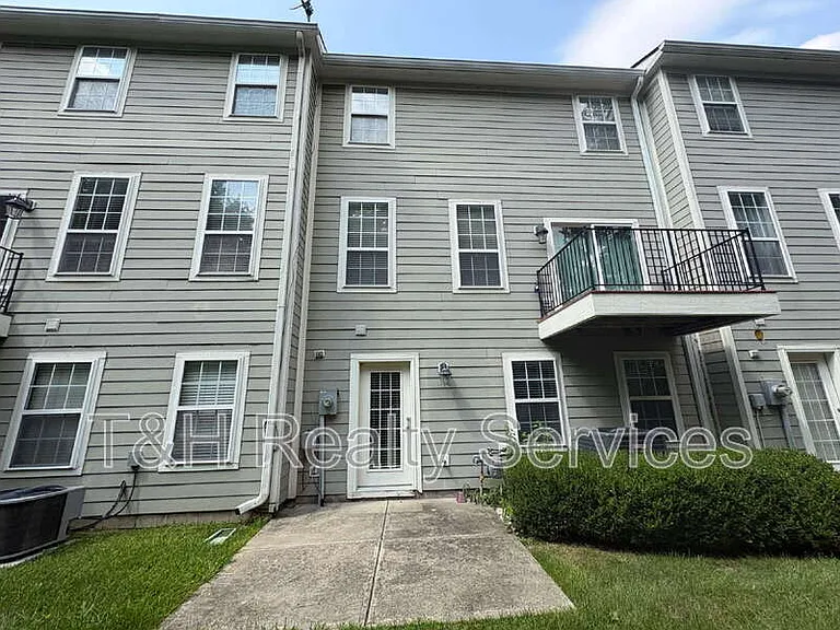 9059 Rider Dr — Photo 25