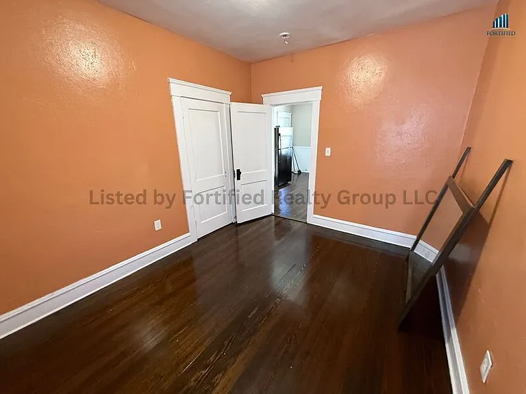 170 King St #2 — Photo 9
