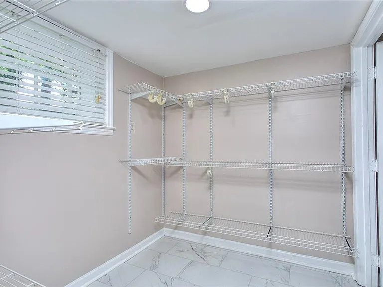 2067 Brockett Rd — Photo 15