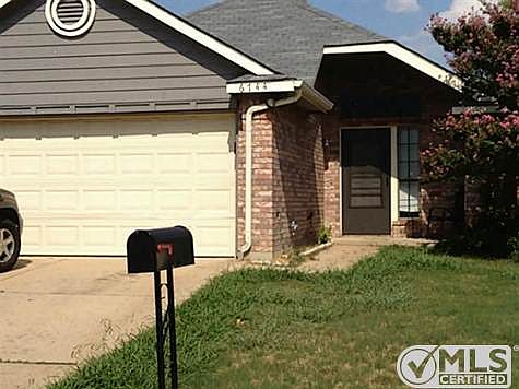 3rd image of 6744 Driffield Cir E