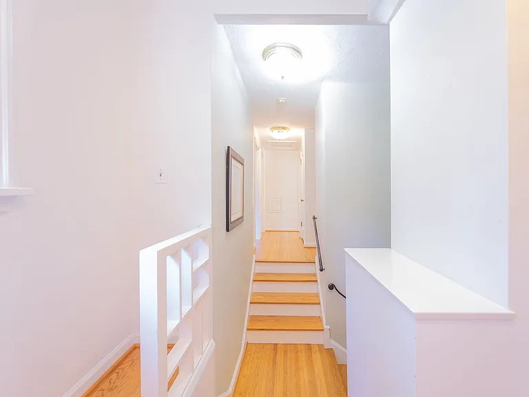 2840 SW Fern St — Photo 42