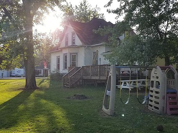 3rd image of 309 N Missouri St