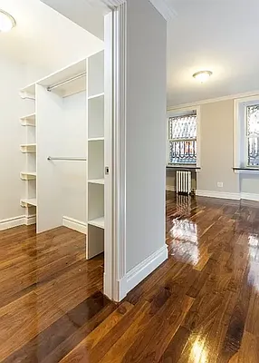 Rented by REAL New York | media 3