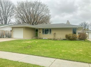 213 27th Ave N, Fargo, ND 58102