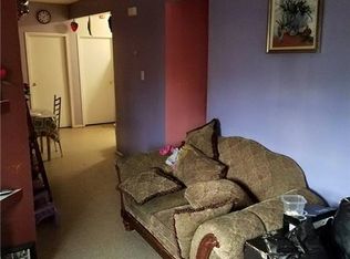 241 Yale St, Hempstead, NY 11550