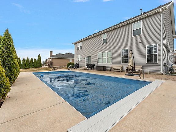 4th image of 8354 Willow Haven Dr