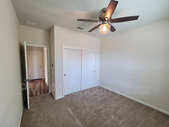 5th image of 3073 Parkham Dr