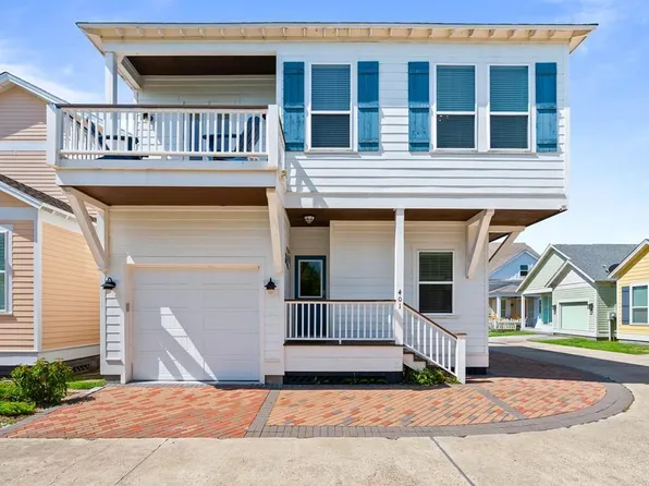 401 Sailhouse Way, Rockport, TX 78382