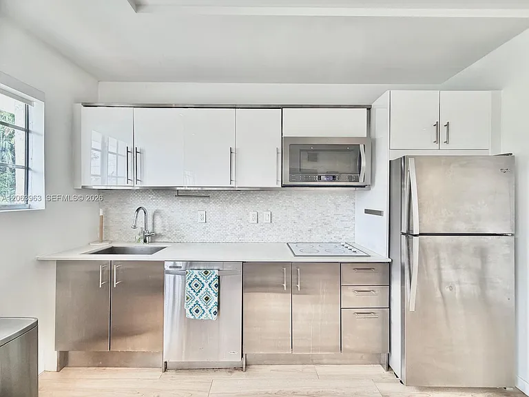 700 16th St #207 — Photo 5