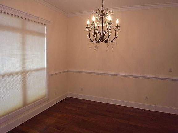 4th image of 115 Winding Creek Ln