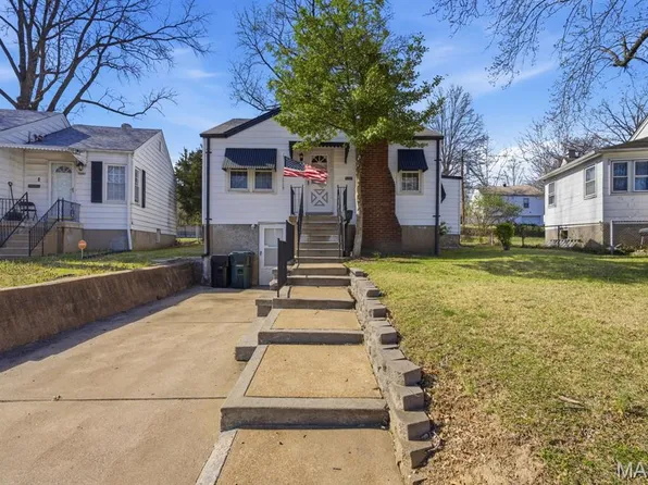 5309 Winslow Dr, Saint Louis, MO 63121