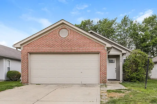 629 Locust Grove Ln Photo 1