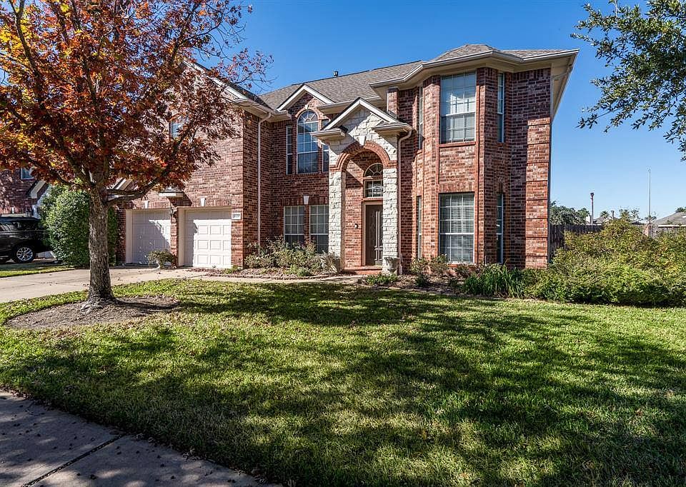 1st image of 11215 Bottlebrush Ct