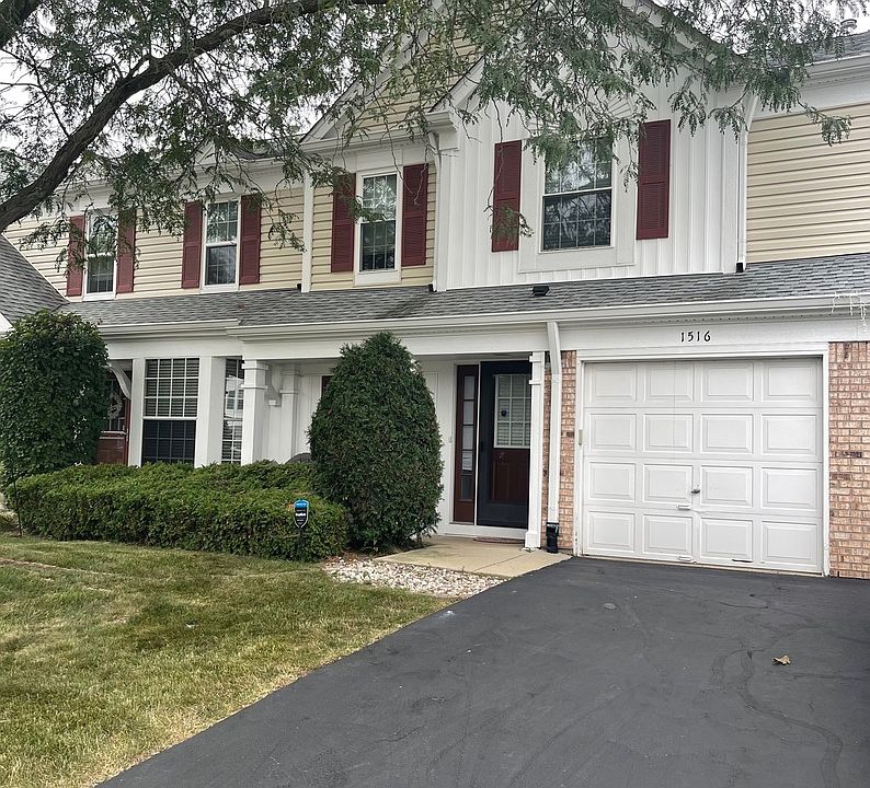 1516 Plum Ln, Westmont, IL 60559 Zillow