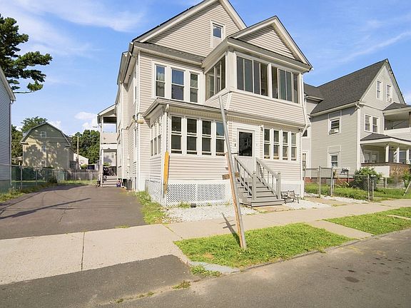 2nd image of 102-104 Cambridge St