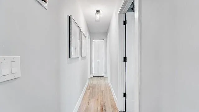 722 SW 28th Ave — Photo 17