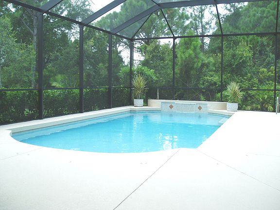Oversized Lanai and Pool