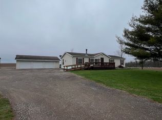 10561 Woodke Rd, Gillett, WI 54124