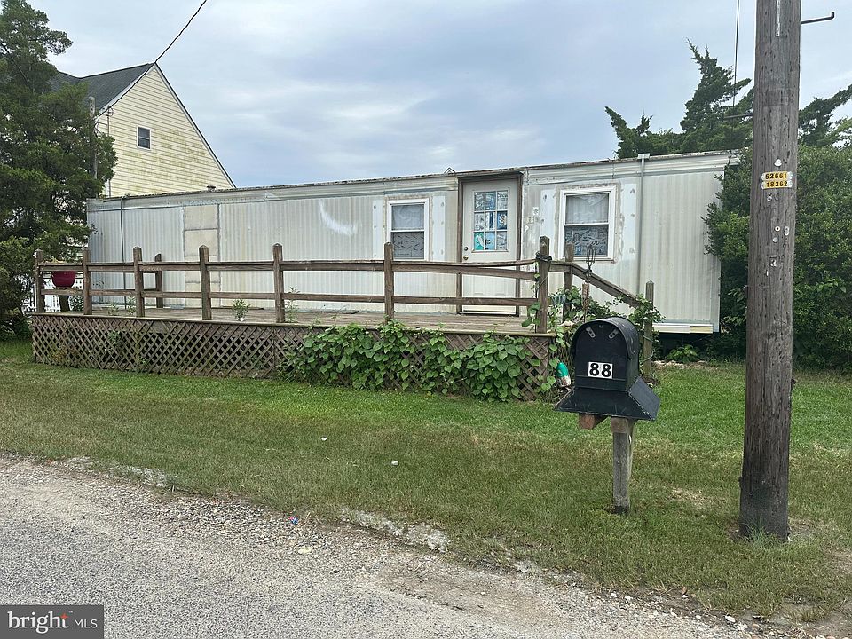 1st image of 88 Hubbard Ave
