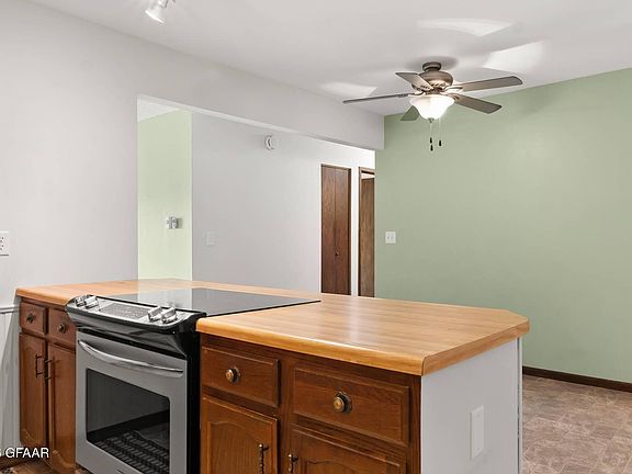 5th image of 815 Duke Dr APT 215