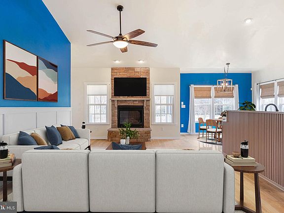 3rd image of 23772 Hughes Hideaway Ct