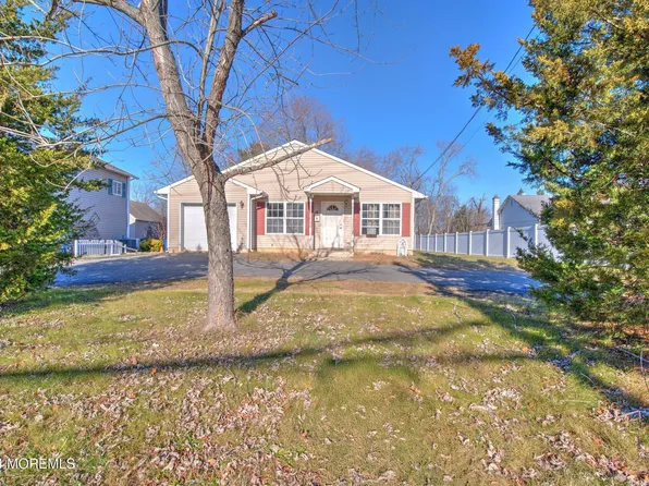 14 Water Street, Englishtown, NJ 07726