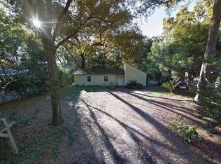 102 NW 24th St, Gainesville, FL 32607