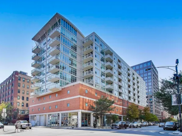 909 W Washington Blvd APT 811, Chicago, IL 60607