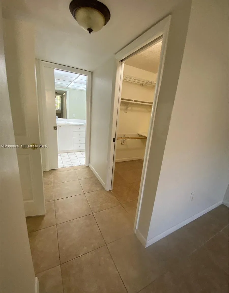 10625 SW 112th Ave — Photo 3