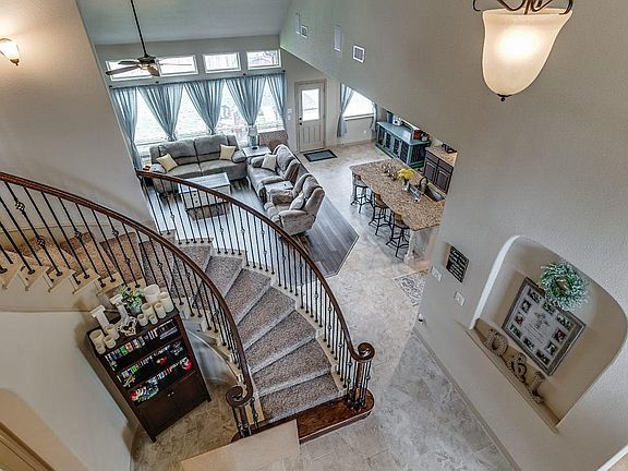 2nd image of 253 Brookdale Dr