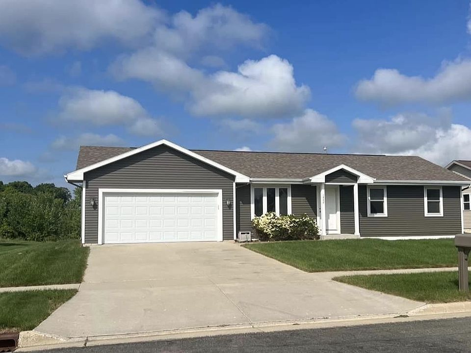 1st image of 1328 Savannah Woods Dr