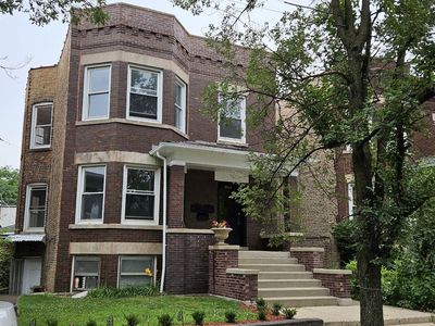 5015 W Montrose Ave, Chicago, IL, 60641