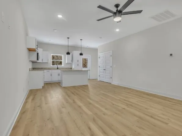 98 Dawn Dr, Columbia, TN 38401
