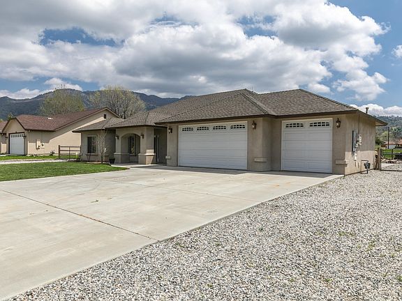 3rd image of 28260 Braeburn Pl